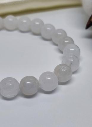 Нежный браслет из натурального камня халцедон