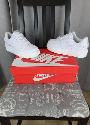 Белые женские кроссовки репл. nike air force 1 pixel white. женские кроссы найк аир форс 1 пиксель белого9 фото