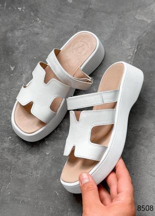 Білі шльопки натуральна шкіра