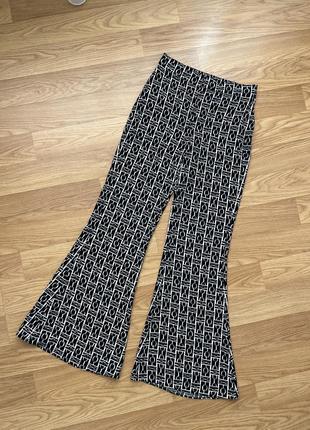 Штани кльош zara
