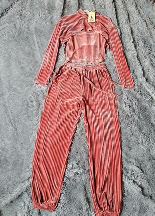 Велюровый костюм тройка рубчик вельвет