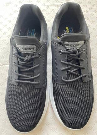 Кроссовки skechers