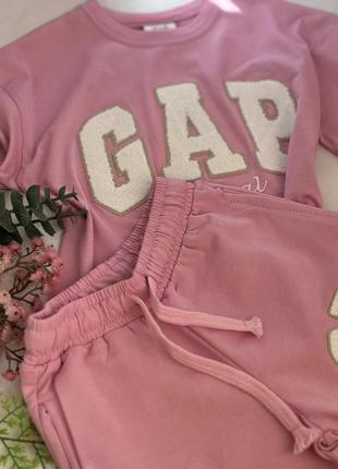 Костюм gap рожевий