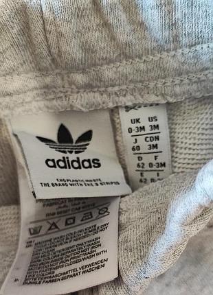 Adidas оригинал костюм шорты футболка от 0-3мес детский состояние нового3 фото