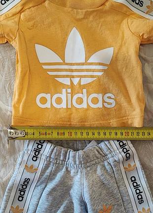 Adidas оригинал костюм шорты футболка от 0-3мес детский состояние нового6 фото