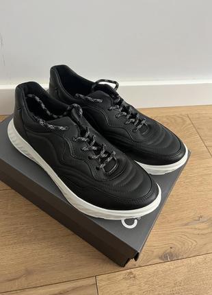 Кросівки ecco st1