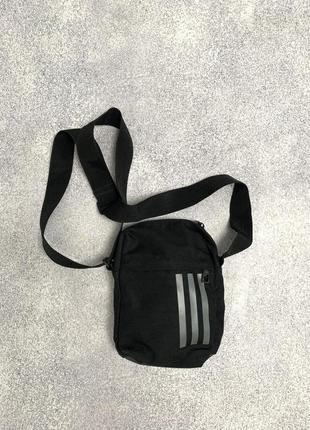 Сумка adidas оригінал месенджер