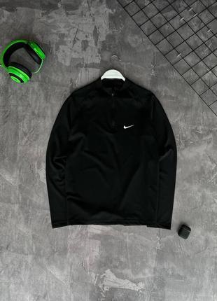 Рашгард nike