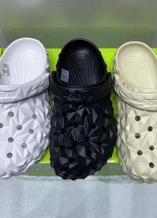 Крокси crocs сабо шльопанці тапки  класичні геометричні geometric clog classic new, р. 36-45