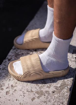 Чоловічі шльопанці сланці тапки бежеві Кроссовки adidas galaxy оригіинал 40 beige