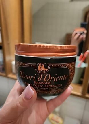 Крем для тіла tesori d'oriente
очень красивый аромат!!
рубашки в норме))