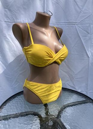 Роздільний купальник новий дуже красивий якісний