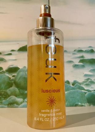 Сша 🇺🇸 ваніль та диня 🍈 зволожуючий парфумований міст для тіла з вітамінами смаколик 😋 fcuk luscious vanilla & melon