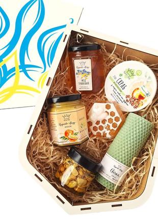 Патріотичні подарунки в українському стилі №134 для іноземців з українською символікою...