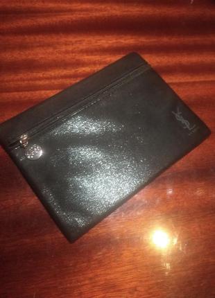 Косметичка Yves saint laurent косметичка.