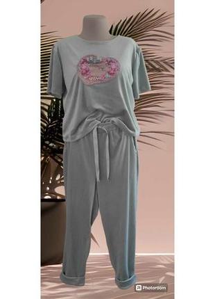 Костюм жіночий для відпочинку