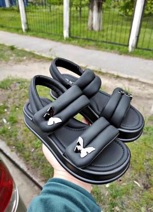 Босоніжки р-р 33-38 чорні paliament