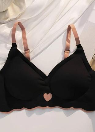 Безшовний топ бюстгалтер на чашку ав/зручний топ на кожен день/ чорний базовий топ