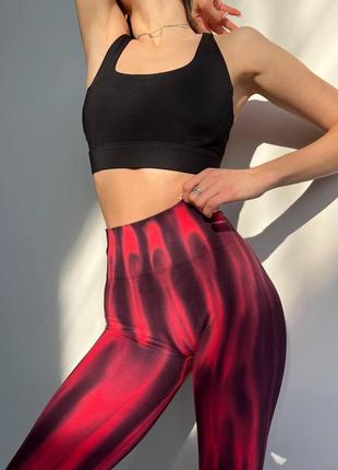 Топ с перекрёстом на спине и чашками черного цвета, размер m