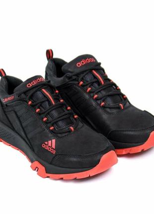 Шкіряні кросівки adidas terrex чорні