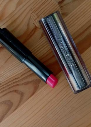 Помада для губ givenchy rouge interdit vinyl color lipstick 06  rose sulfureux