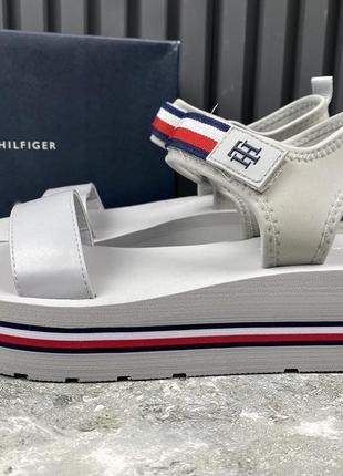 Tommy hilfiger новые босоножки оригинал