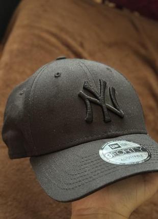 Кепка new era