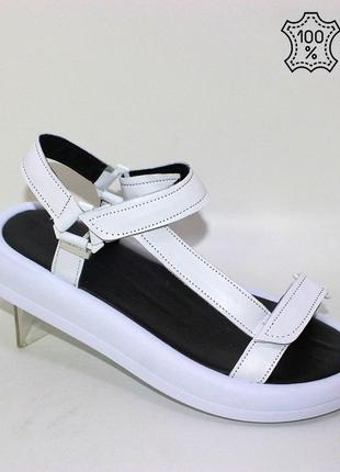 Жіночі білі сандалі-босоніжки шкіряні на липучках,без підборів,натуральна шкіра-жіноче літнє взуття