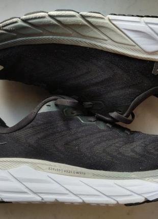 Кросівки для бігу hoka one one arahi 6  оригінал розмір 39 чорні