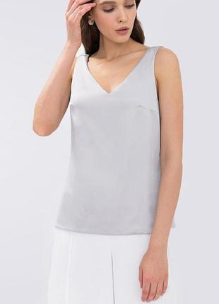 Топ зі штучного шовку на широких бретелях