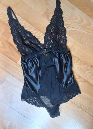Шикарное кружевное боди нижнее белье ажурный бодик бралетт