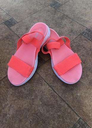 Сандалі skechers
