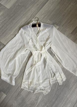 Белый молочный айвори пеньюар прозрачный с кружевом на свадьбы для невесты