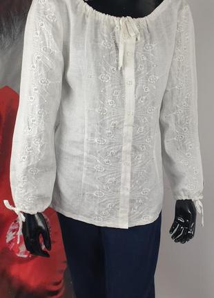 Льняная блуза с вышивкой1 фото