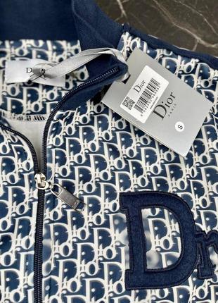 Спортивний костюм