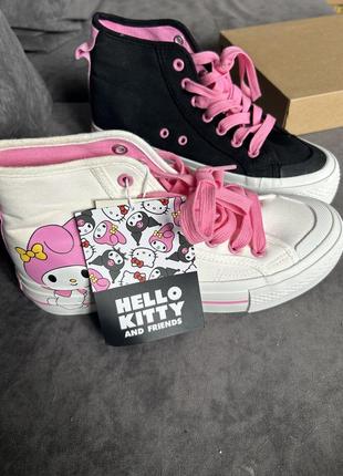 Продам кеди cropp. нові! з коробкою.