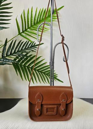 Маленька шкіряна сумочка дорогого бренду  cambridge satchel