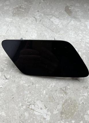 Права кришка омивача фар audi a3 8v3955276c