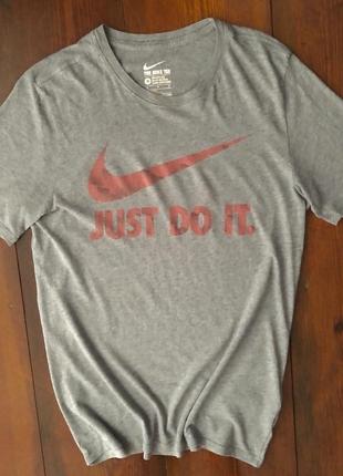 Футболка nike