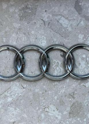 Емблема задньої кляпи audi a6 c6 04-11p. 4f0853742
