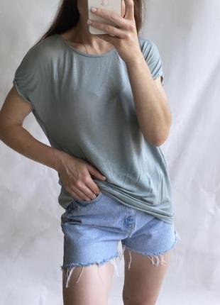 Базовая футболка хаки