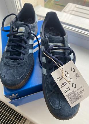 Кросівки adidas spezial
