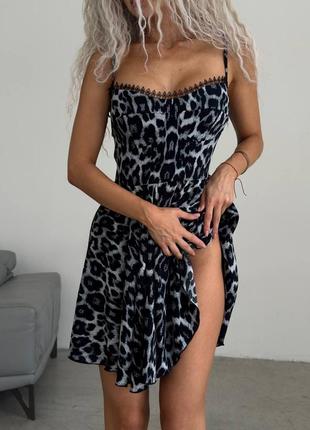 Сукня леопардова міні на бретельках з пишною спідницею з мереживом, з натуральної...