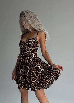 Сукня леопардова міні на бретельках з пишною спідницею з мереживом, з натуральної...