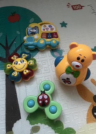 Музичні іграшки / брязкальця / сенсорні книжечки