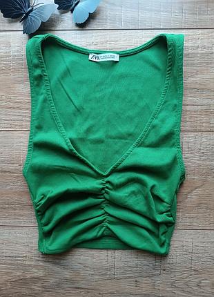 Укорочений топ zara