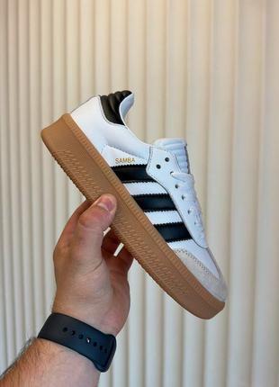 Классные женские кроссовки на платформе YEEZY adidas superstar xlg white black platform белые