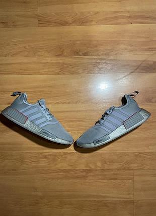 Кроссовки adidas nmd