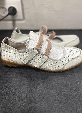 Літні шкіряні туфлі бренду rubber 38, 25 см устілка