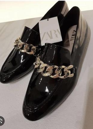 Zara zara в наличии женские zara туфли лоферы лаковые размер 38/ 37 лаковые балетки с цепкой цепочкой1 фото